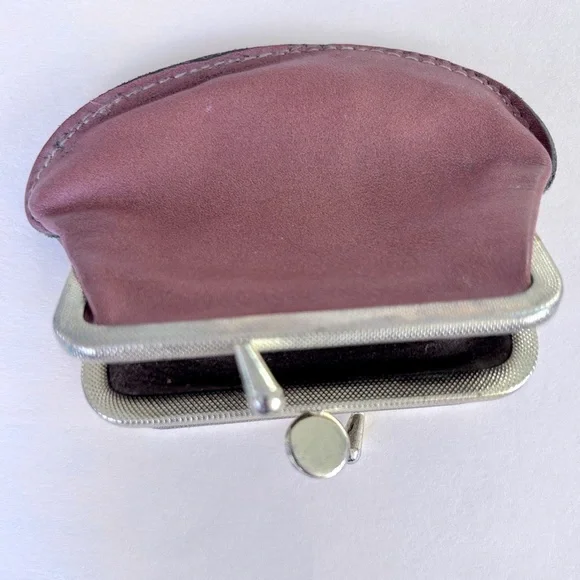 💥RARE💥1930s Antique Double Pocket Unique Kiss Lock Stamped Cowhide Coin Purse - Picture 6 of 10